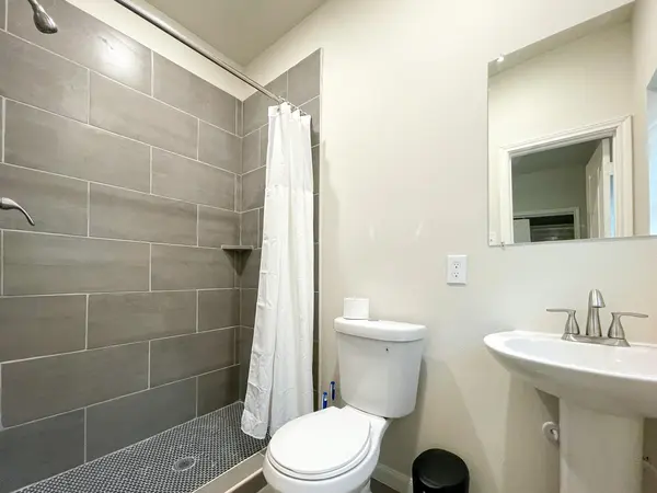 Coliving in Trinity / Houston Gardens - Ne Houston, Houston