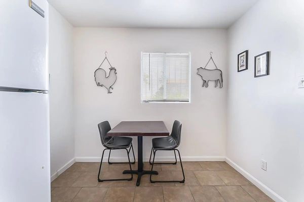 Coliving in North Las Vegas - North Las Vegas, Las Vegas