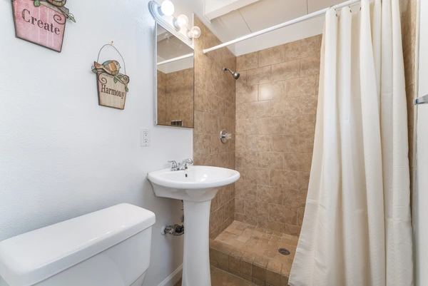 Coliving in North Las Vegas - North Las Vegas, Las Vegas