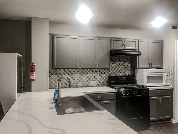 Coliving in Greater Greenspoint - Ne Houston, Houston