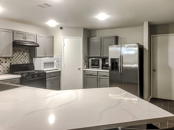 Coliving in Greater Greenspoint - Ne Houston, Houston