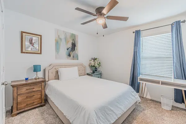 Coliving in The Woodlands - Nw Houston, Houston