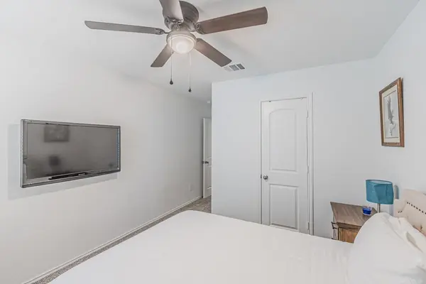 Coliving in The Woodlands - Nw Houston, Houston