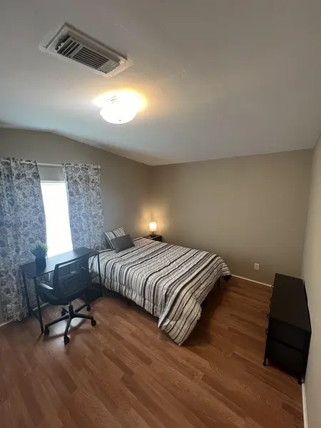 Coliving in Manor - East Austin, Austin