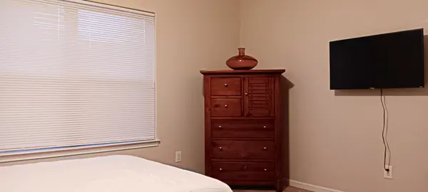 Coliving in Acres Home - Nw Houston, Houston