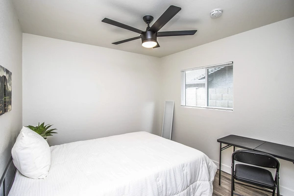 Coliving in Glendale - NW Valley, Phoenix