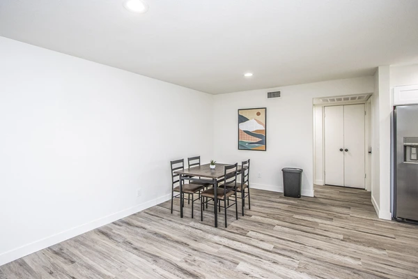 Coliving in Glendale - NW Valley, Phoenix