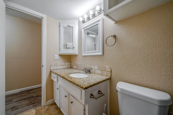 Coliving in Acres Home - Nw Houston, Houston