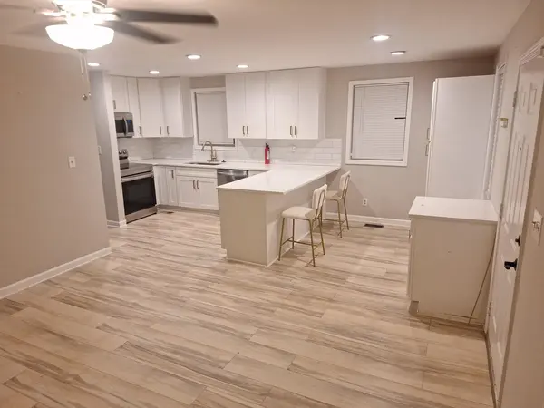 Coliving in Greenville - Central Charlotte, Charlotte