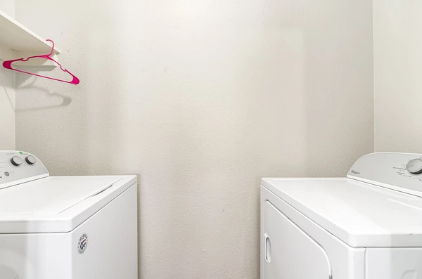 Coliving in Benbrook - Forth Worth, Dallas