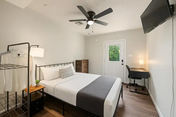 Coliving in Cedar Crest - Se Dallas, Dallas