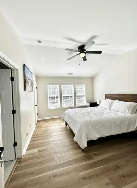 Coliving in College Downs - North Charlotte, Charlotte