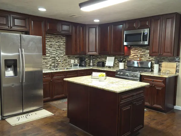 Coliving in Acres Home - Nw Houston, Houston