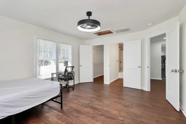 Coliving in Kannapolis - North Charlotte, Charlotte