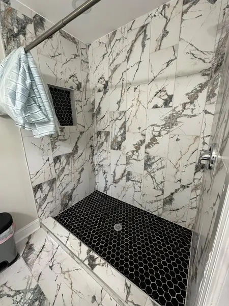 Coliving in Hickory Grove - East Charlotte, Charlotte