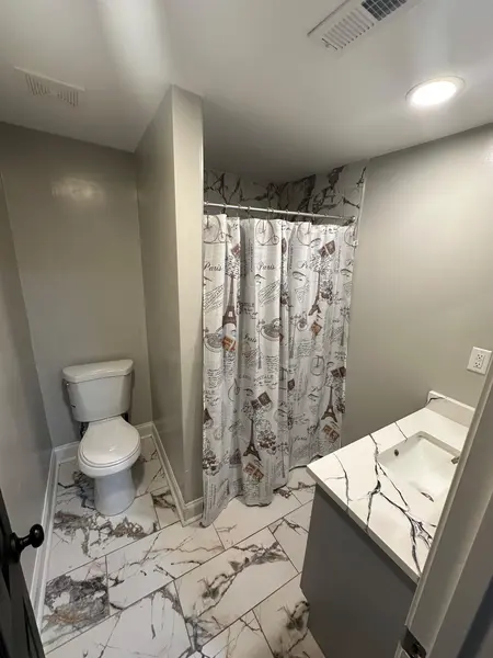 Coliving in Hickory Grove - East Charlotte, Charlotte