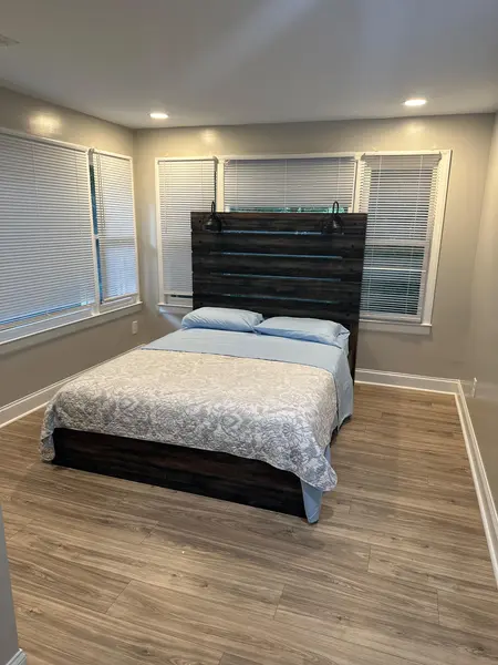 Coliving in Hickory Grove - East Charlotte, Charlotte