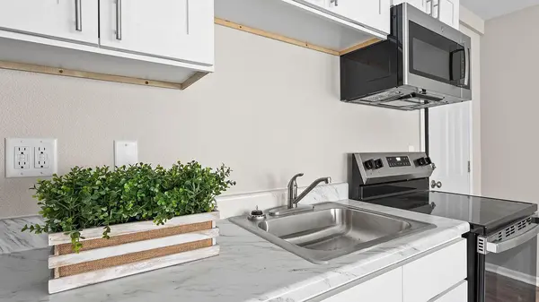 Coliving in Midtown-Westport - KCMO, Kansas City