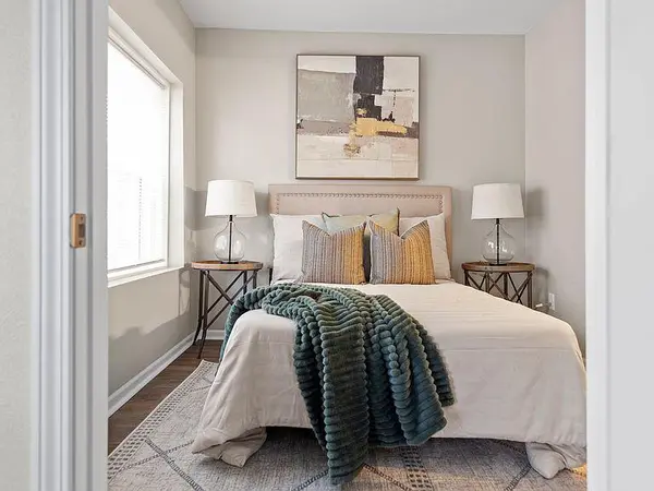 Coliving in Midtown-Westport - KCMO, Kansas City