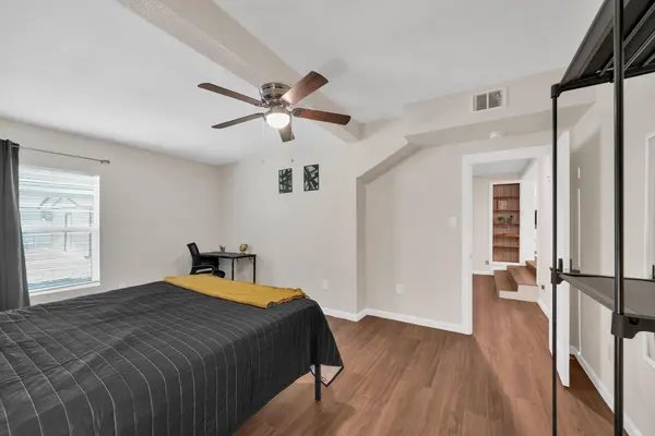 Coliving in Inner West Side - West SATX, San Antonio