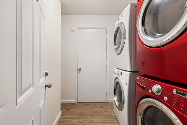 Coliving in Hutchins - Se Dallas, Dallas