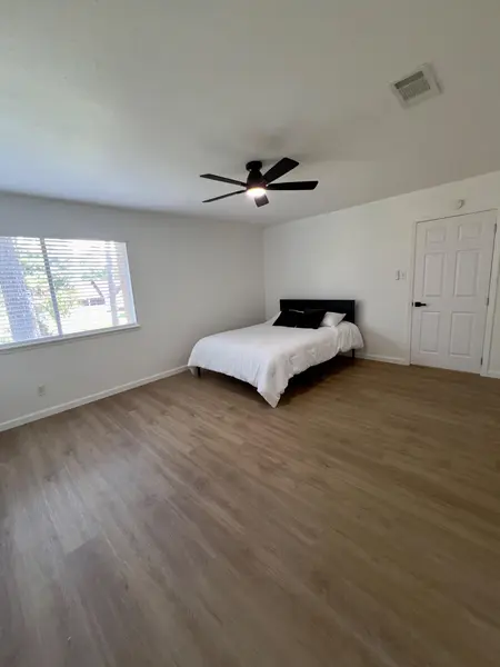 Coliving in Spring - Ne Houston, Houston