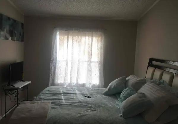 Coliving in Spring - Ne Houston, Houston