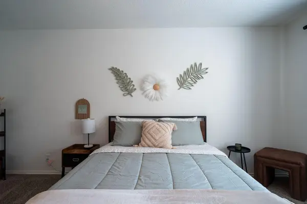 Coliving in Far West Side - West SATX, San Antonio