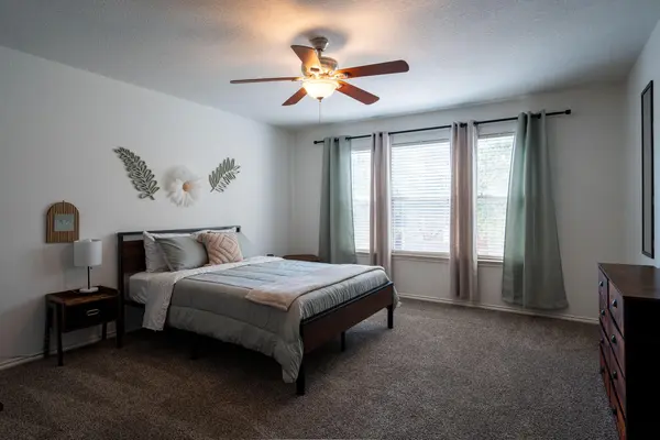 Coliving in Far West Side - West SATX, San Antonio