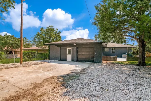 Coliving in Wolf Creek - Sw Dallas, Dallas