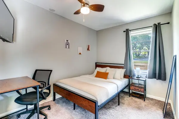 Coliving in Wolf Creek - Sw Dallas, Dallas