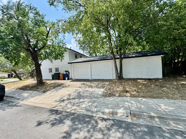 Coliving in University Hills - East Austin, Austin