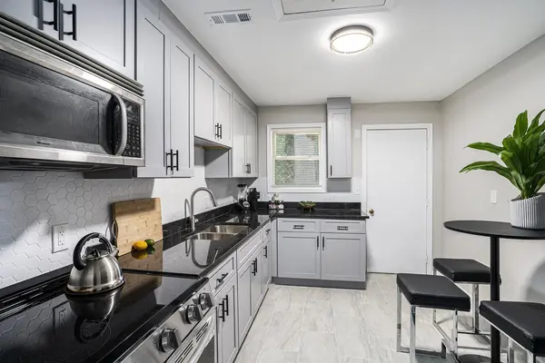 Coliving in Grove Park - West Atl, Atlanta