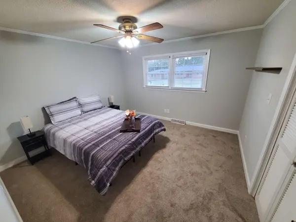 Coliving in Gastonia - West Charlotte, Charlotte