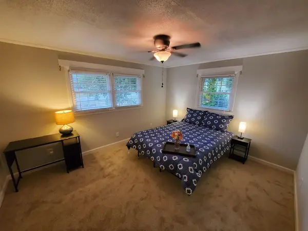 Coliving in Gastonia - West Charlotte, Charlotte