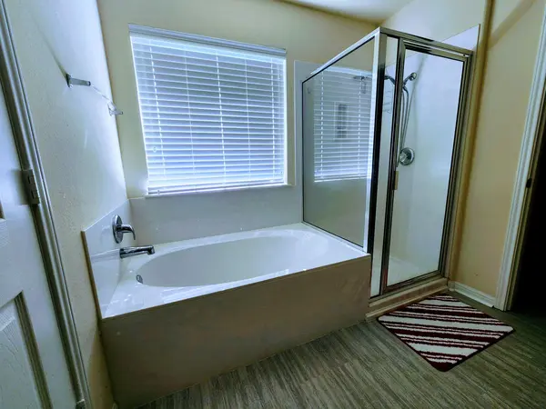 Coliving in Manor - East Austin, Austin