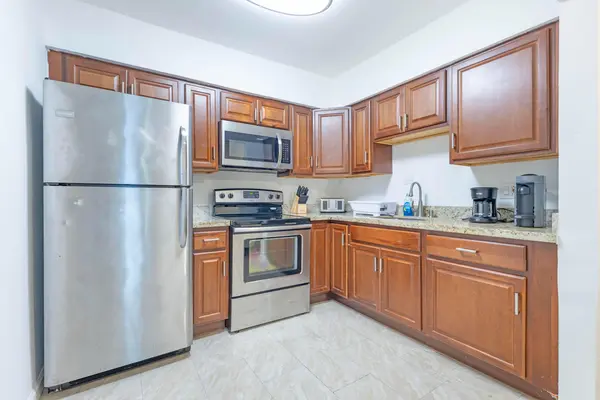 Coliving in Oakland Park - Broward County, Miami