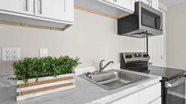 Coliving in Midtown-Westport - KCMO, Kansas City