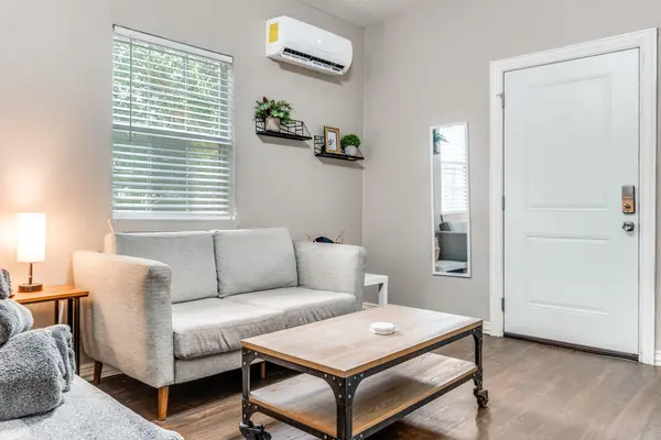 Coliving in Oak Cliff - Sw Dallas, Dallas