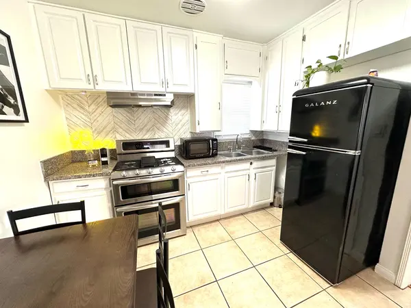 Coliving in Bellflower - Southeast, Los Angeles