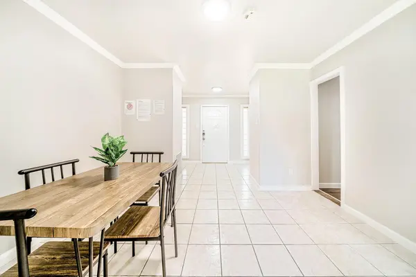 Coliving in Greater Greenspoint - Ne Houston, Houston