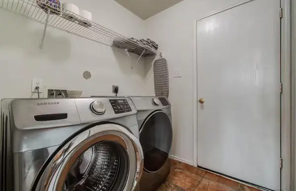 Coliving in Greater Greenspoint - Ne Houston, Houston