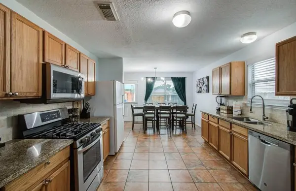 Coliving in Greater Greenspoint - Ne Houston, Houston