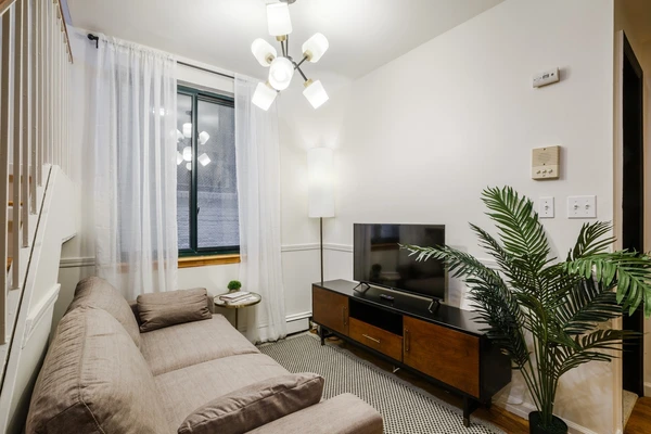 Coliving in Alphabet City - Manhattan, New York