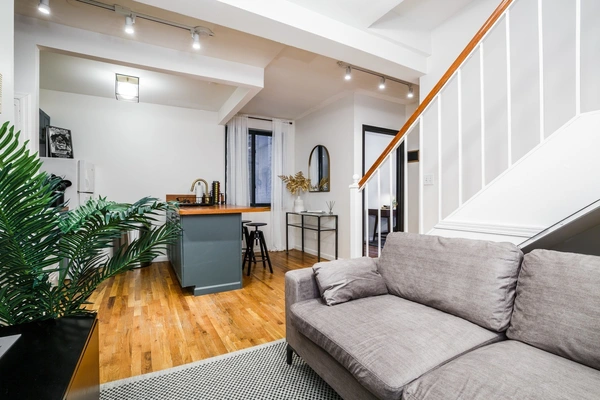 Coliving in Alphabet City - Manhattan, New York