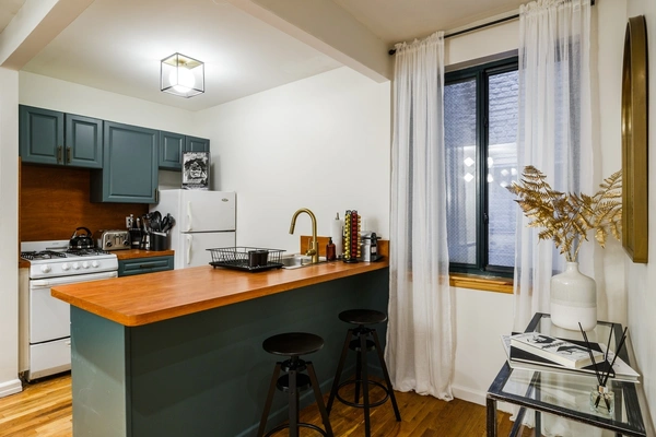 Coliving in Alphabet City - Manhattan, New York