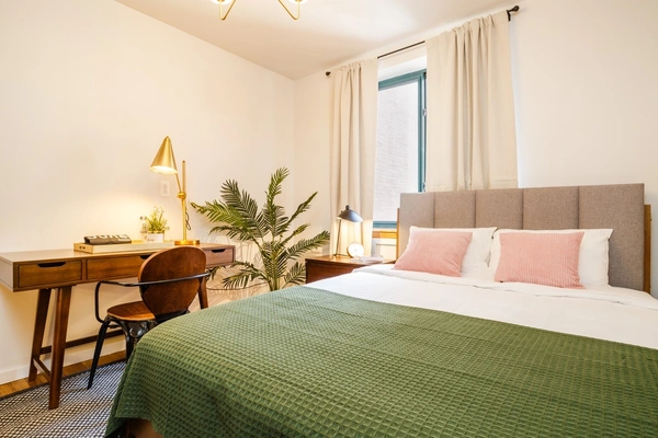 Coliving in Alphabet City - Manhattan, New York