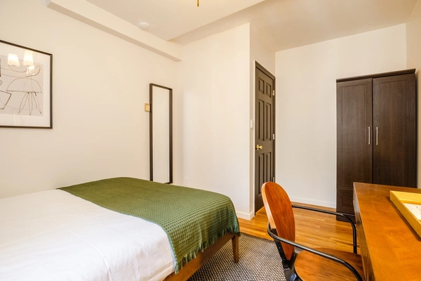 Coliving in Alphabet City - Manhattan, New York