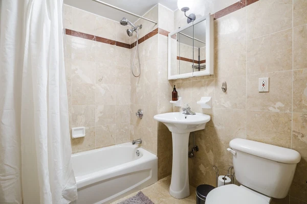 Coliving in Alphabet City - Manhattan, New York