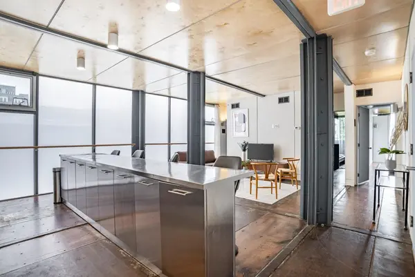 Coliving in Edgewood - Washington Northeast, Washington DC